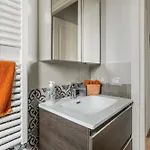 Guesthost - Casa Carlotta - Lovely And Roomy Lägenhet *